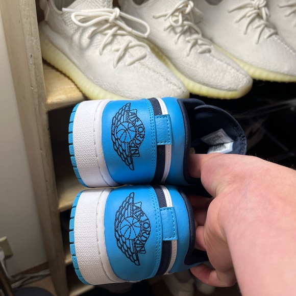 🔥Jordan 1 Low unc with authentication 🔥 - Picture 3 of 4